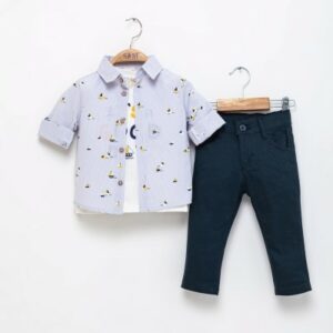 set cămașă, tricou și pantaloni