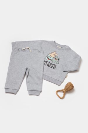 Set hanorac și pantaloni